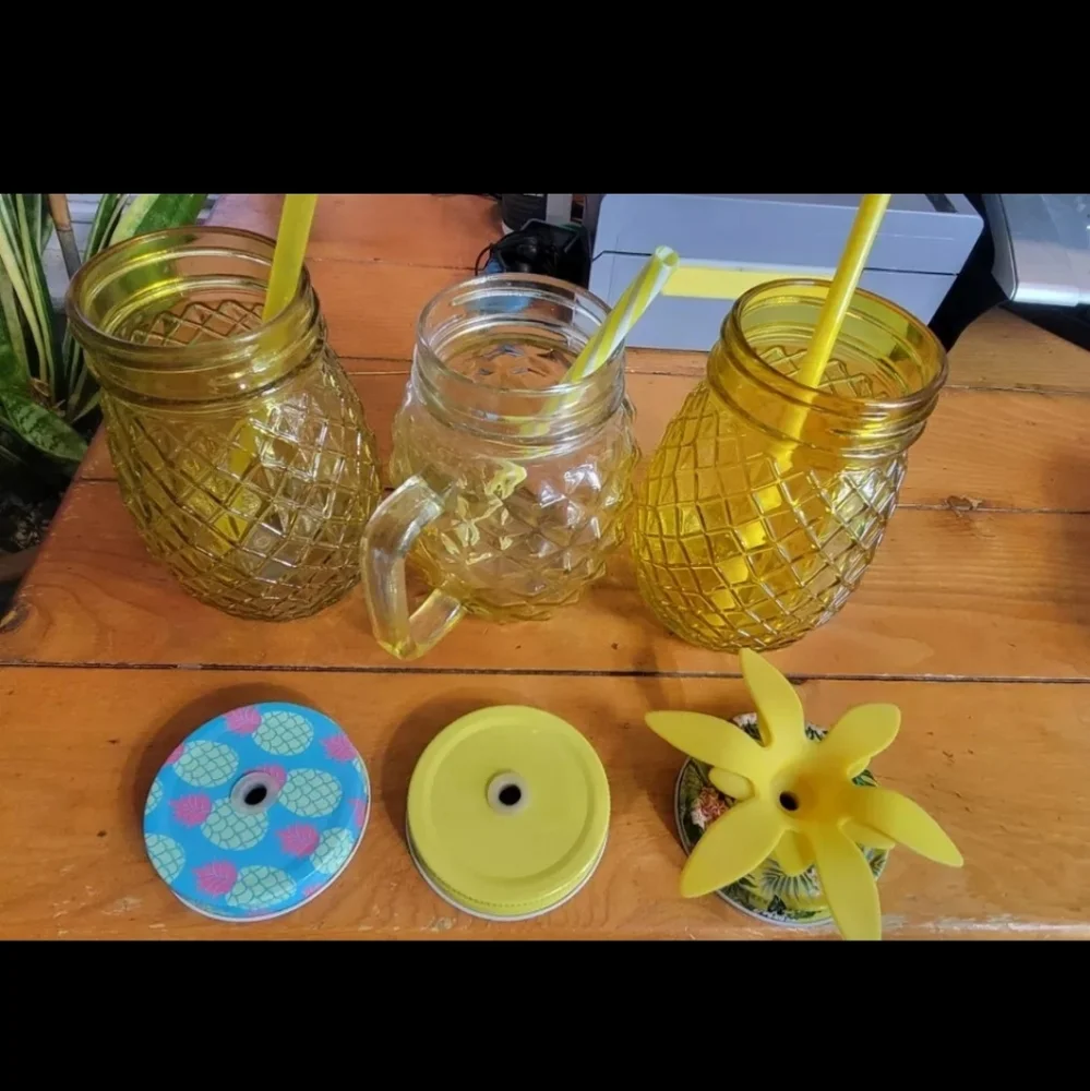 3 Glass Pineapple Cups Summer